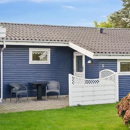 2 Bedroom Cozy In Holiday home Svendborg